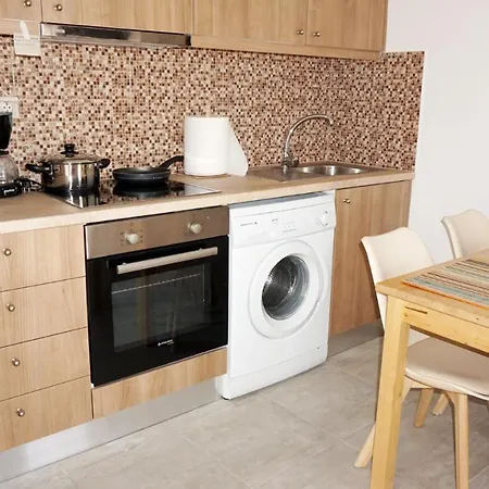 Seafront Apartment Kalamaki (Heraklion)