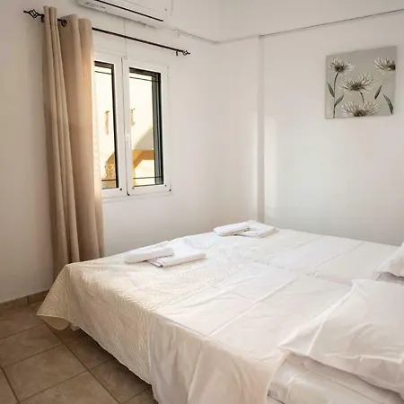 Seafront Apartment *